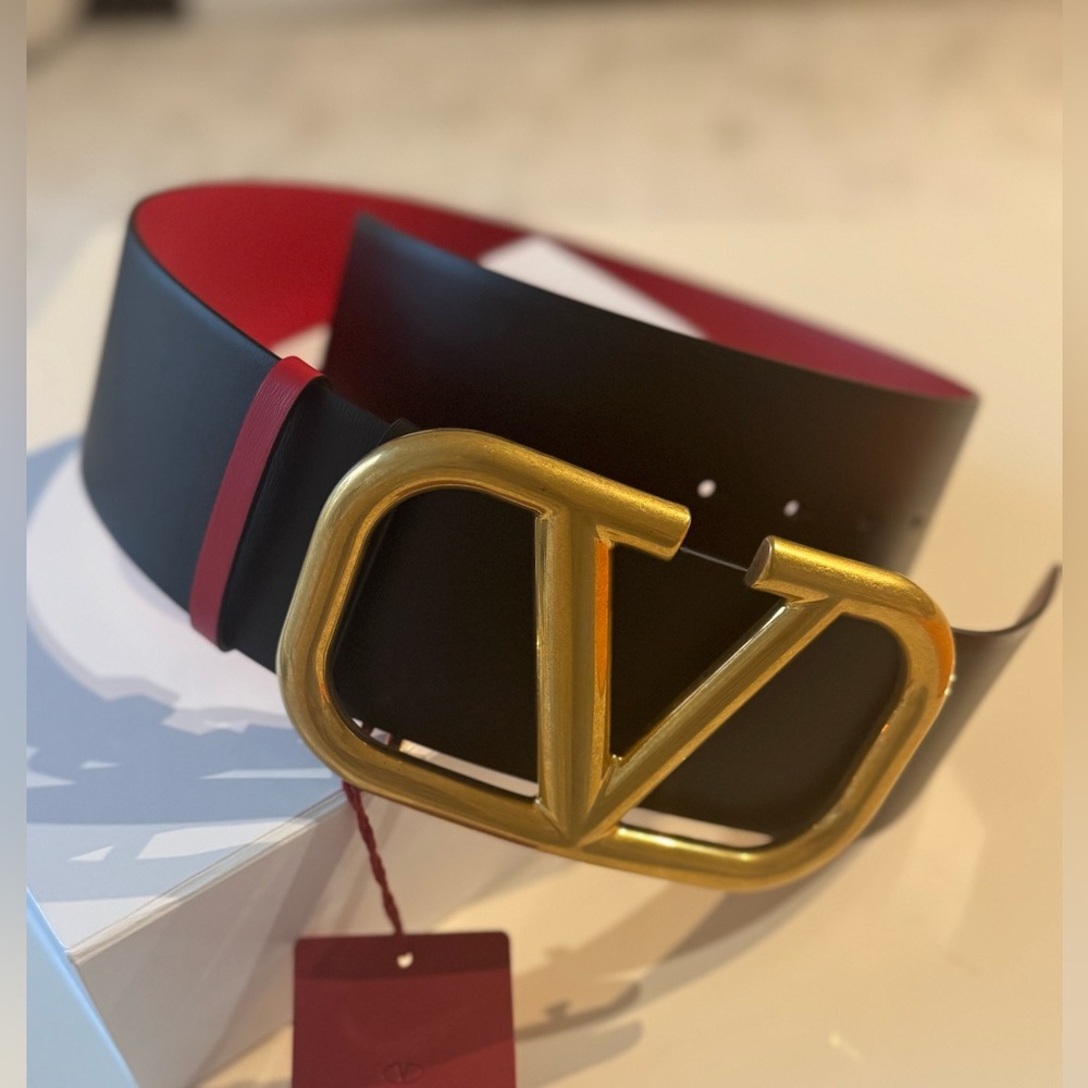 Valentino Garavani Reversible Wide Black & Red Belt Gold Buckle Size 80 NWT!